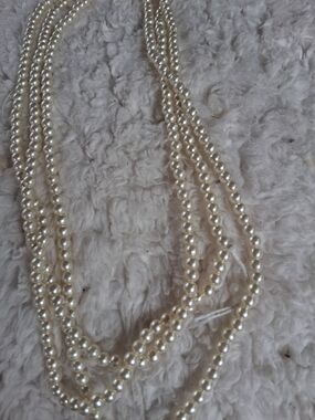 Elegant Cream Pearl Multi-Strand Necklace